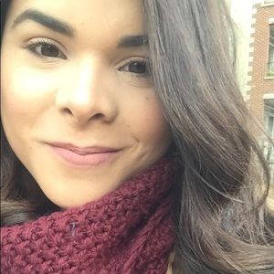 Meet your Posher, Lorena